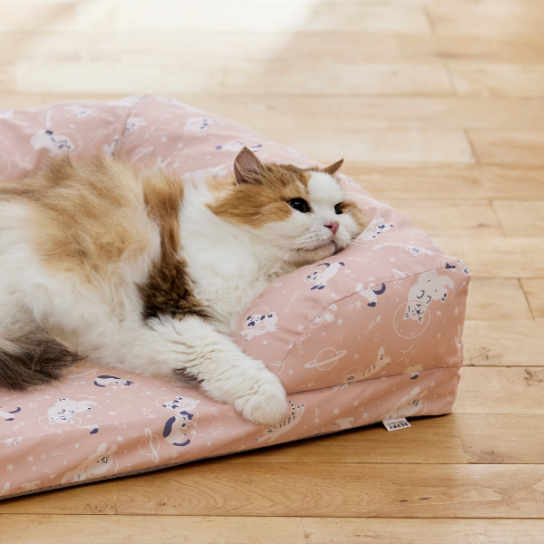 ★洗える  あごのせソファベッド もっちりやわらかなフチ。<br>あごのせもしやすい高さ。