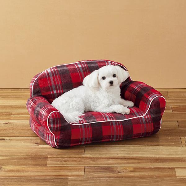 ★ふわふわソファベッド レッド/モデル体重：2.7㎏