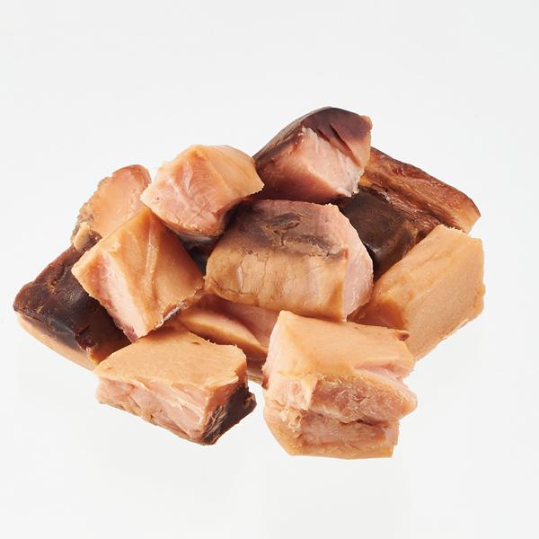 静岡産スモークかつおキューブ（PEPPYLIFE 犬おやつシリーズ） 焼津水揚げのかつおに香りづけ。