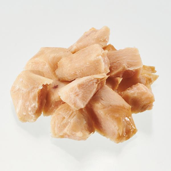 国産スモークチキンキューブ（PEPPYLIFE　犬おやつシリーズ） 国産鶏むね肉を薫り豊かなおやつに。