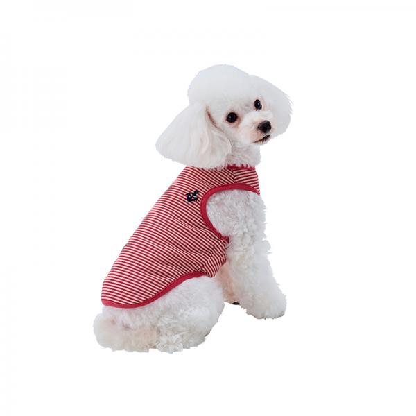 【犬と生活】コットンボーダークールタンク レッド・2号サイズを着用／モデルサイズ：バスト35cm