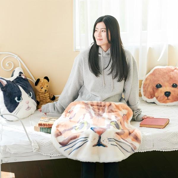 ブランケット　ふんわりアニマルフェイス　猫 トラネコ ※クッションは別売です
