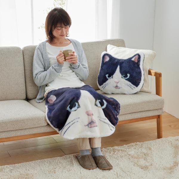 クッション　ふんわりアニマルフェイス　猫 （クッション）ハチワレ※左：ひざ掛けブランケットは別売です