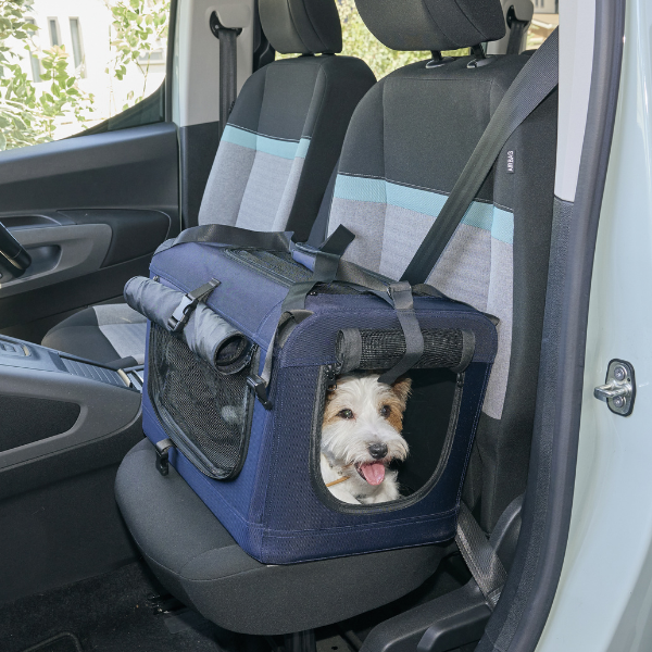 ドライブボックスキャリー ネイビー / ショルダーベルトは 取り外し可能。