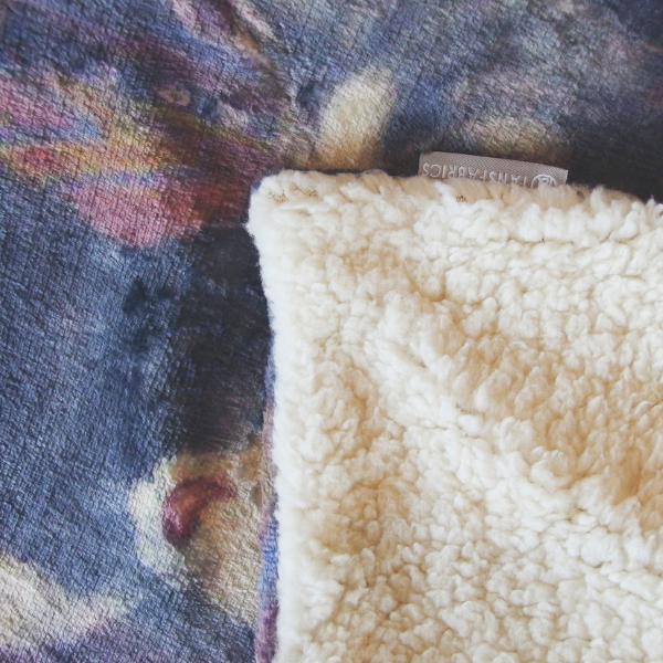 フランネル ボアブランケット猫 表はフランネル生地、裏はボア生地であったかい。