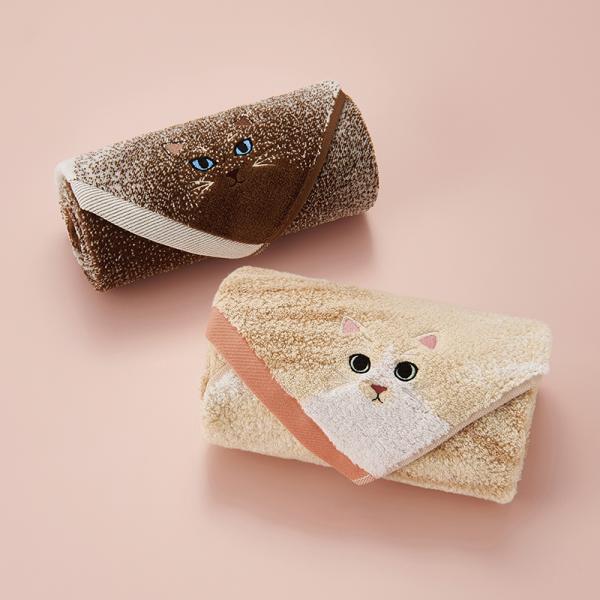 うちのニャンコ 毛並みフェイスタオル 上／フェイスタオル・ポインテッド（シャム）、下／フェイスタオル・ハチワレ（クリーム）