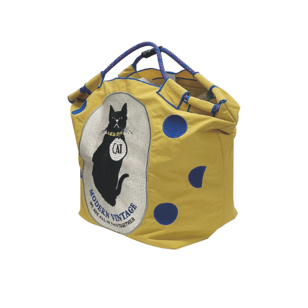 エイトビギンバッグ キャット 便利な内ポケット付き