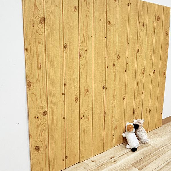 引っ掻き防止クッションシート ウッド/本体 「ここじゃなくて、お母さんに買ってもらった爪とぎで爪研いだら良いか★」と談笑するふたり