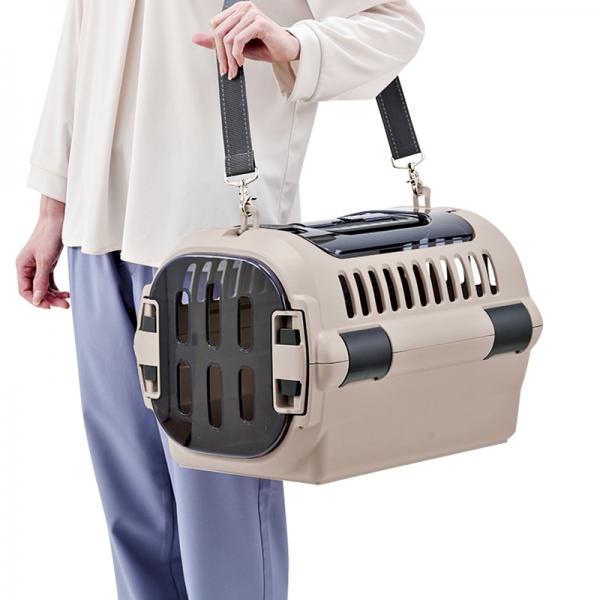 キャンピングキャリーファインＲ グレージュ／専用ショルダーベルトを付ければ持ち運びラクラク。