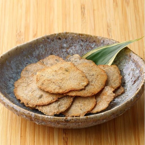 ドットわん究極のご褒美　午（うま）おせち せとうち黒鯛 すり身せんべい