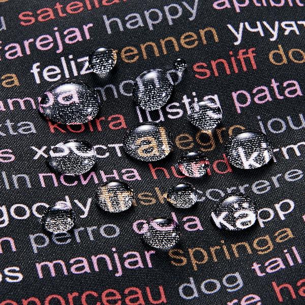 ラティア×ハクサン　ダウンジャケット 透湿防水素材を使用しているので小雨や雪遊びにも◎