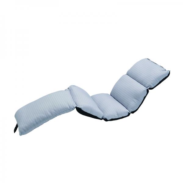 オールメッシュショルダーバッグ 底面のクッションは取り外し可能。接触冷感機能付き。