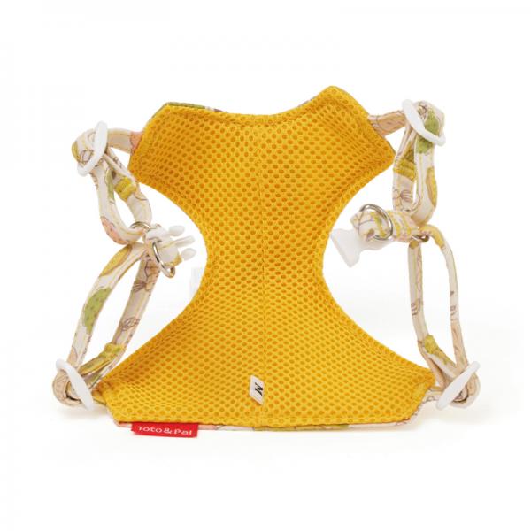 Toto&Pal(トトパル）フルリールフィットハーネス イエロー／裏側はクッション性の高いメッシュ素材で、やさしい肌触り。