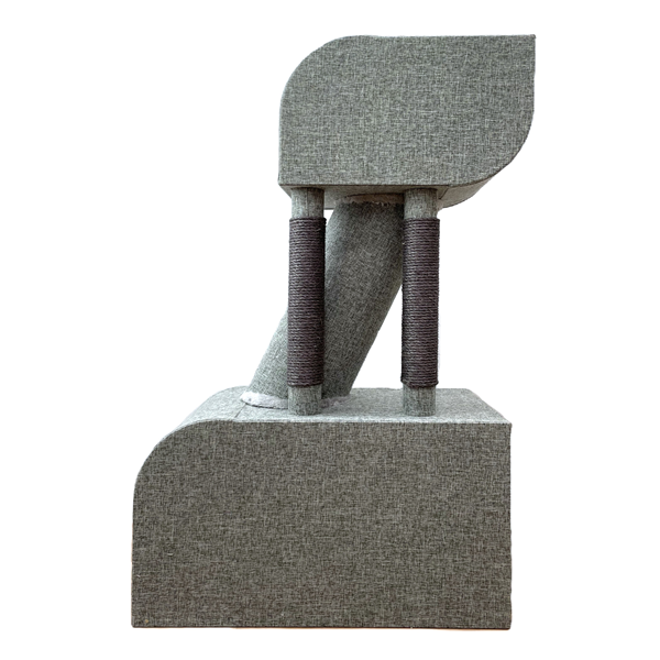 つながるトンネルタワー(高さ112cm　据え置き型　多頭飼い　大型猫) 背面／2本の麻縄巻き爪とぎ柱