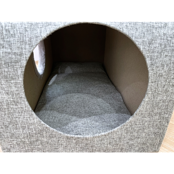 つながるトンネルタワー(高さ112cm　据え置き型　多頭飼い　大型猫) 下段ボックスにはふかふかクッション付き