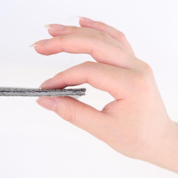 ペット撥水日和　ケージ用マット しっかり厚みがあるのでクッション性があります