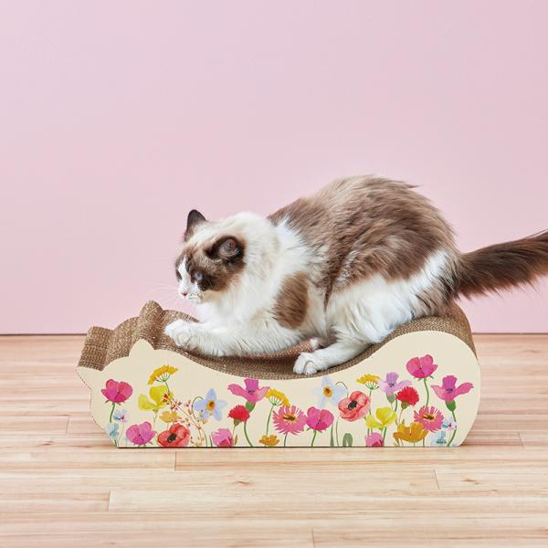 ごろん猫の爪とぎ　ナチュラル　季節限定柄 お部屋を華やかに彩ります。（フラワー／表面）