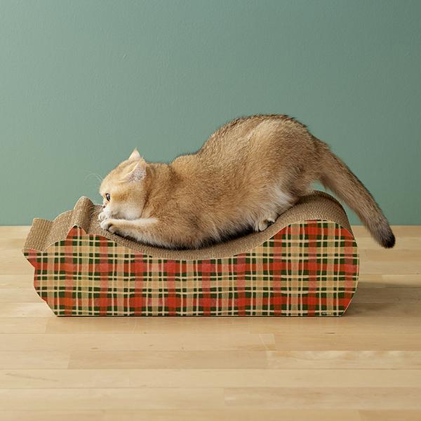 ごろん猫の爪とぎ　ナチュラル　季節限定柄 オータムチェックとクリスマス（表面）