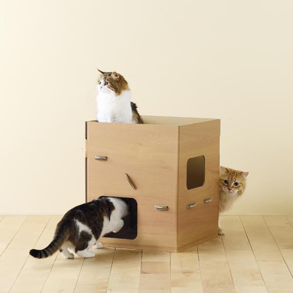 普通のダンボールより楽しいダンボールの小屋 インテリアに馴染む木目調