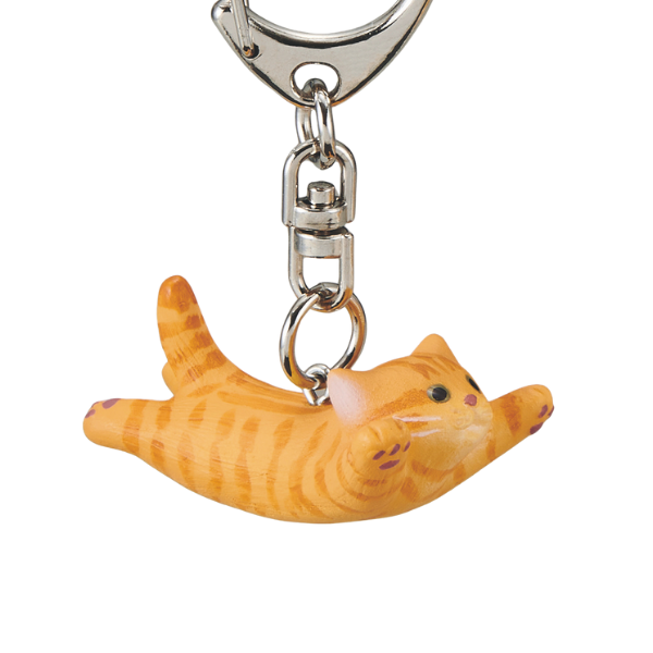 跳ぶにゃん　キーホルダー チャトラ