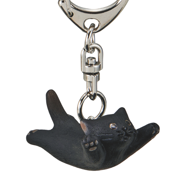 跳ぶにゃん　キーホルダー 黒