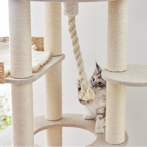 ラウンド型キャットタワー（高さ170cm　据え置き型　多頭飼い　大型猫） ゆらゆら揺れる大きくて丈夫なロープが楽しい。