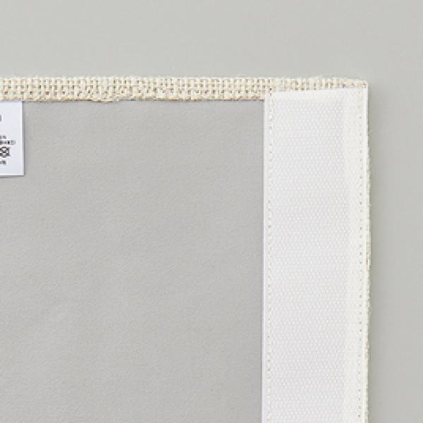 くるっと巻くだけ爪とぎカバー　キャットタワー用 裏面の滑り止め生地とワンタッチテープでがっちり固定。