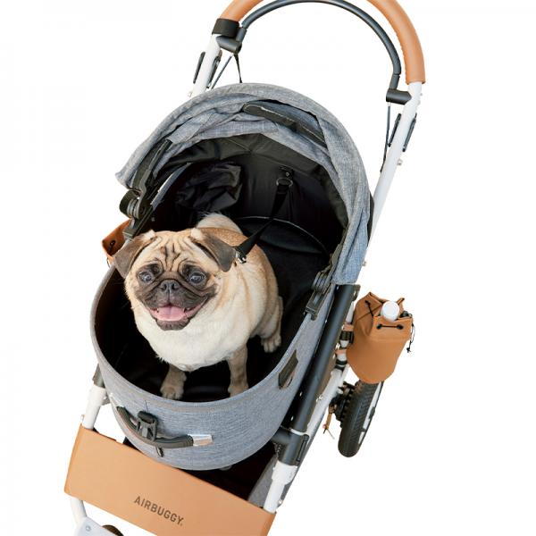 AIRBUGGY（エアバギー）DOME３ 小型犬、または小型犬の多頭載せにぴったりなサイズ。