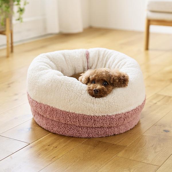 ふんわりカドルベッド SS・ローズピンク×アイボリー モデル体重：3.2kg
